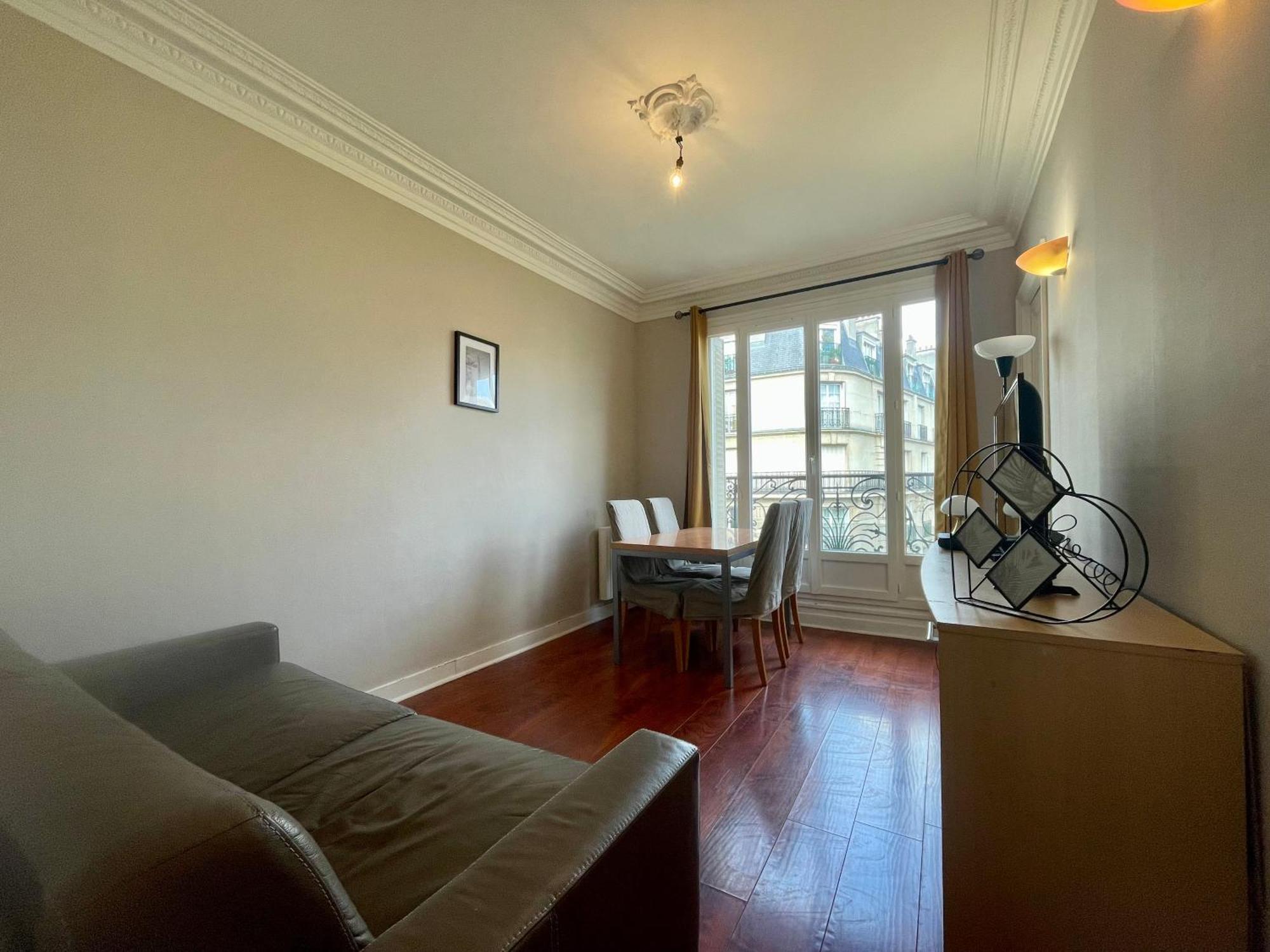 Convention 5 * Parigi